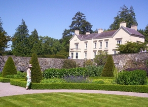 Aberglasney House & Gardens