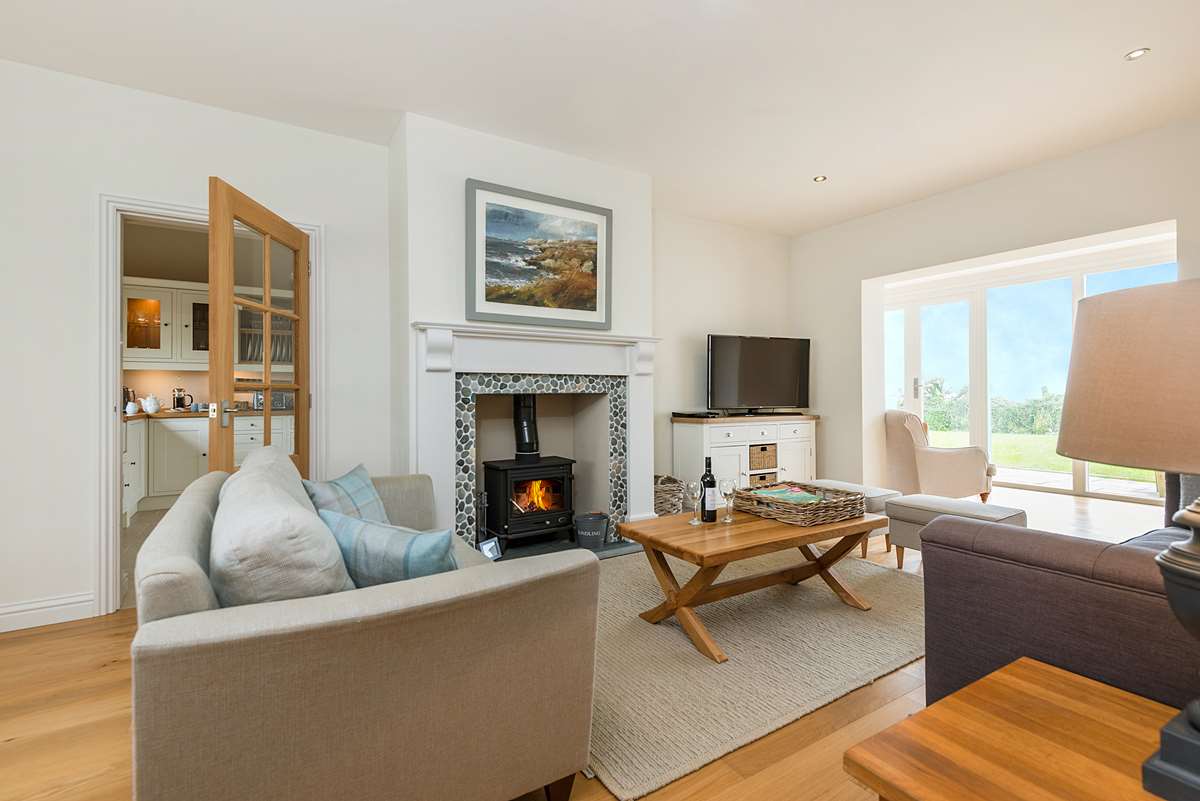 Pembrokeshire Holiday Cottage deals from £125