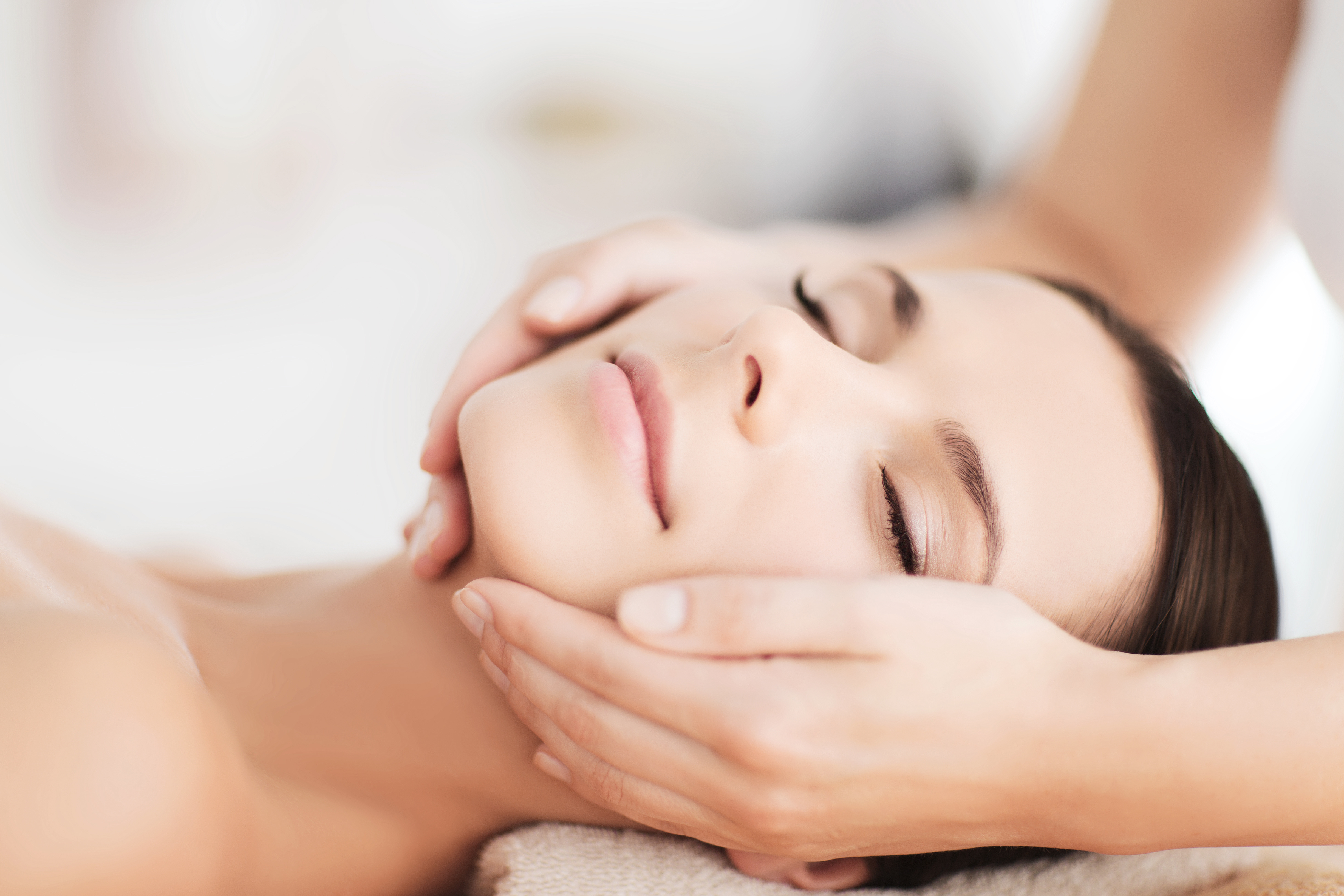 Holistic Facial