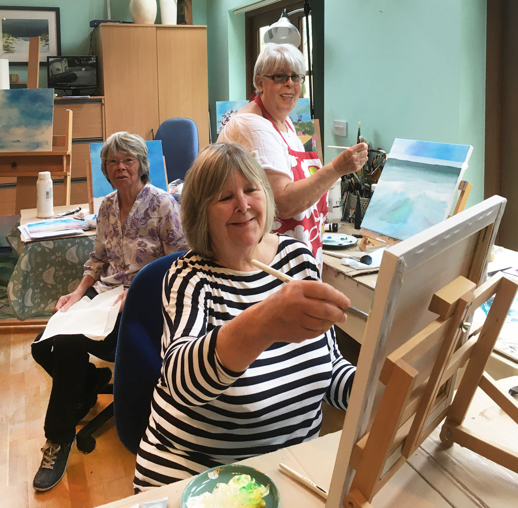 Arrange a bespoke art experience at your holiday cottage in Pembrokeshire