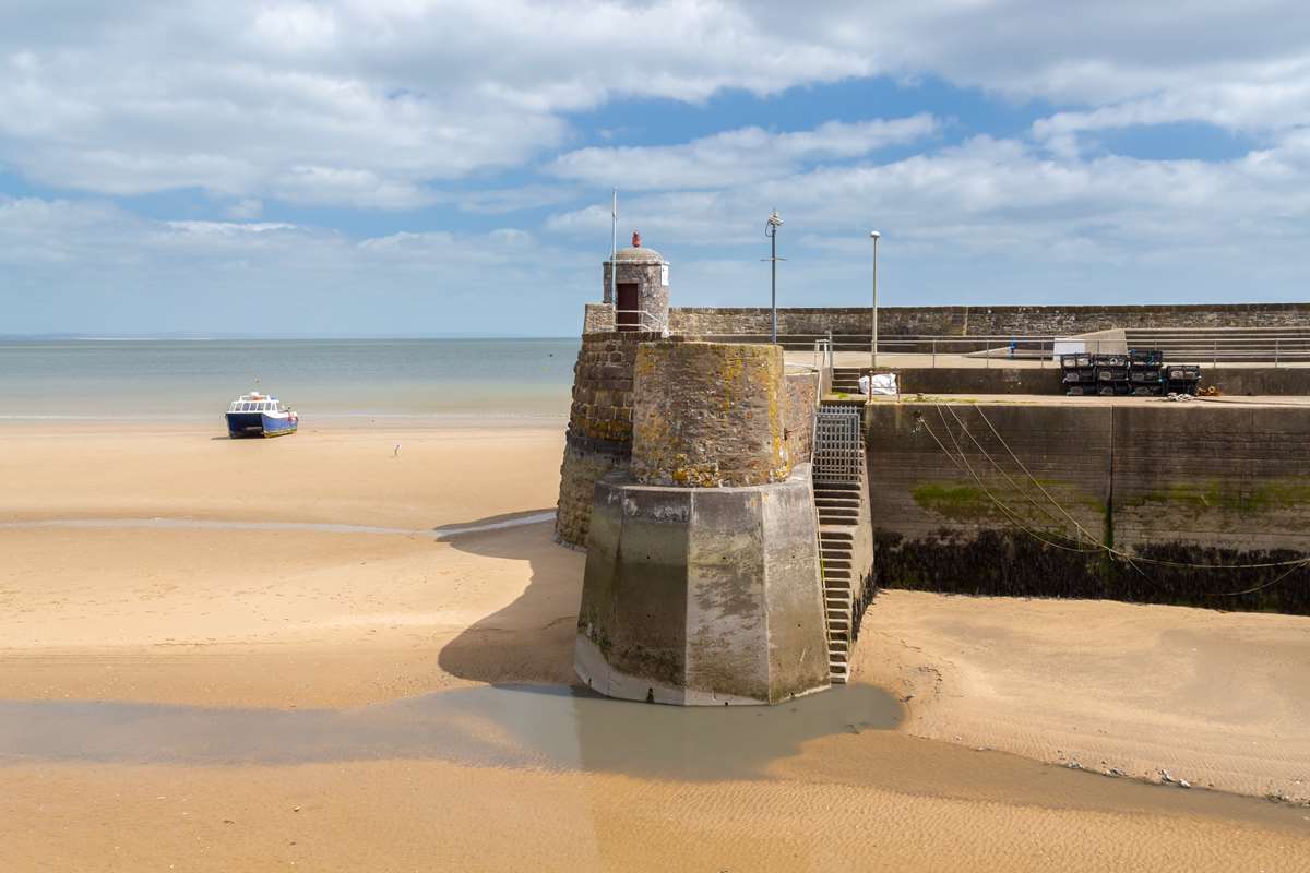 Harbour wall at Saundersfoot Beach, Pembrokeshire