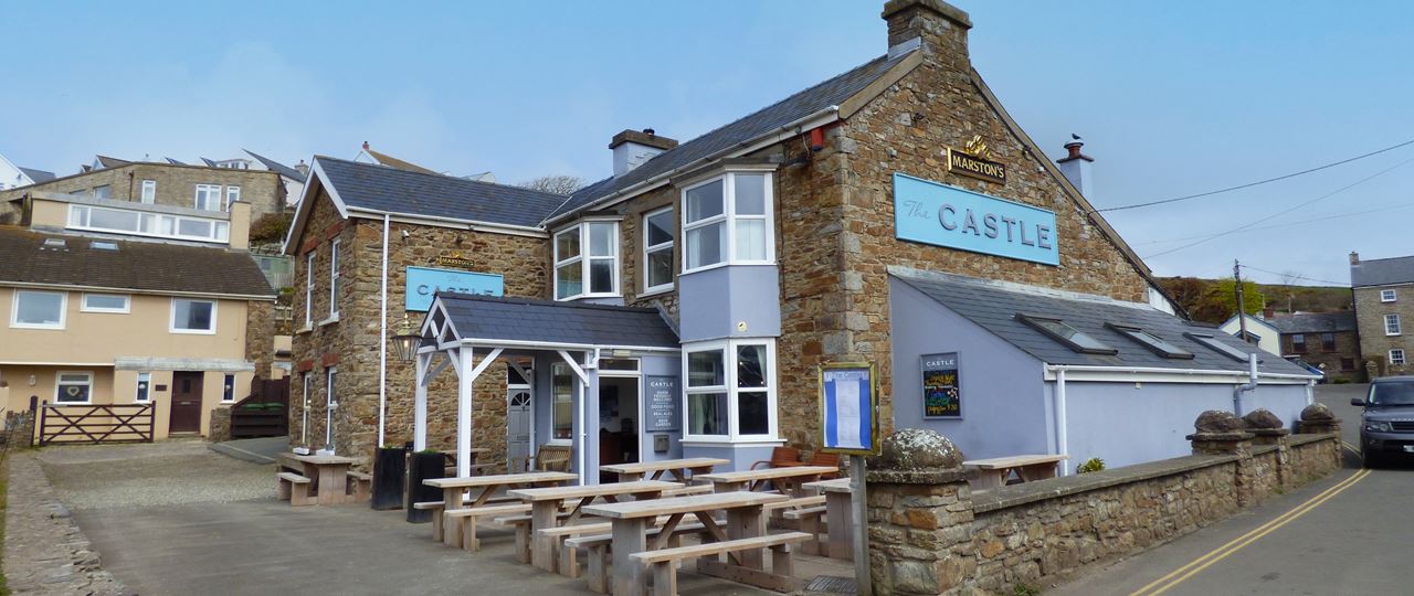 The Castle pub in Little Haven, Wales