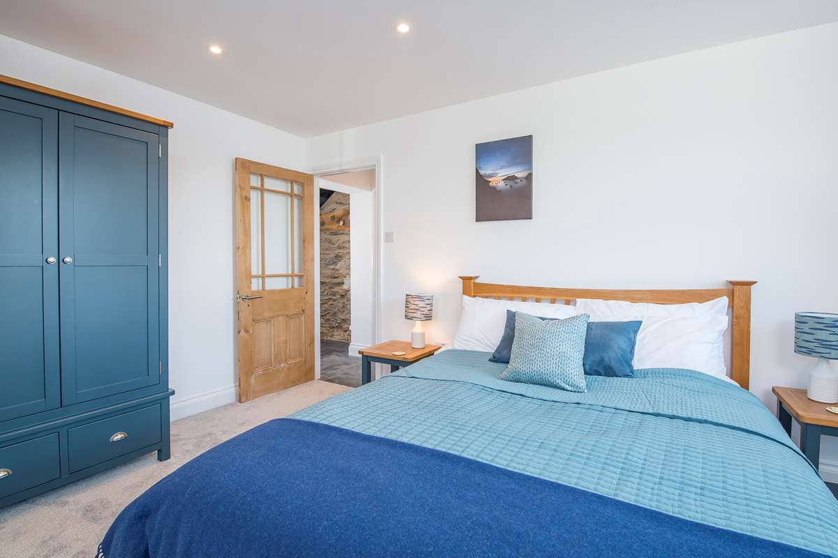 Carreg Samson bedroom
