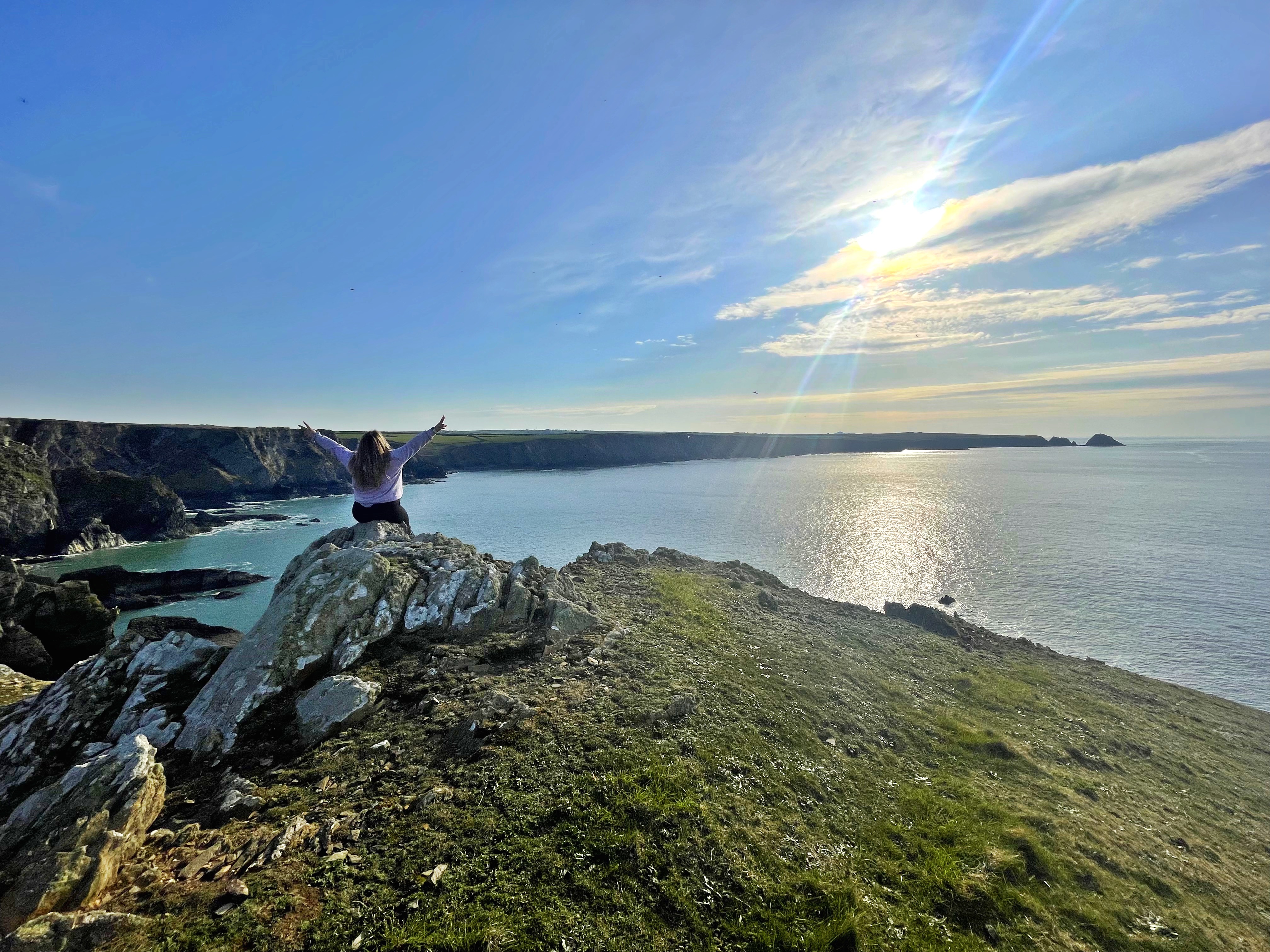 Abermawr to Trefin