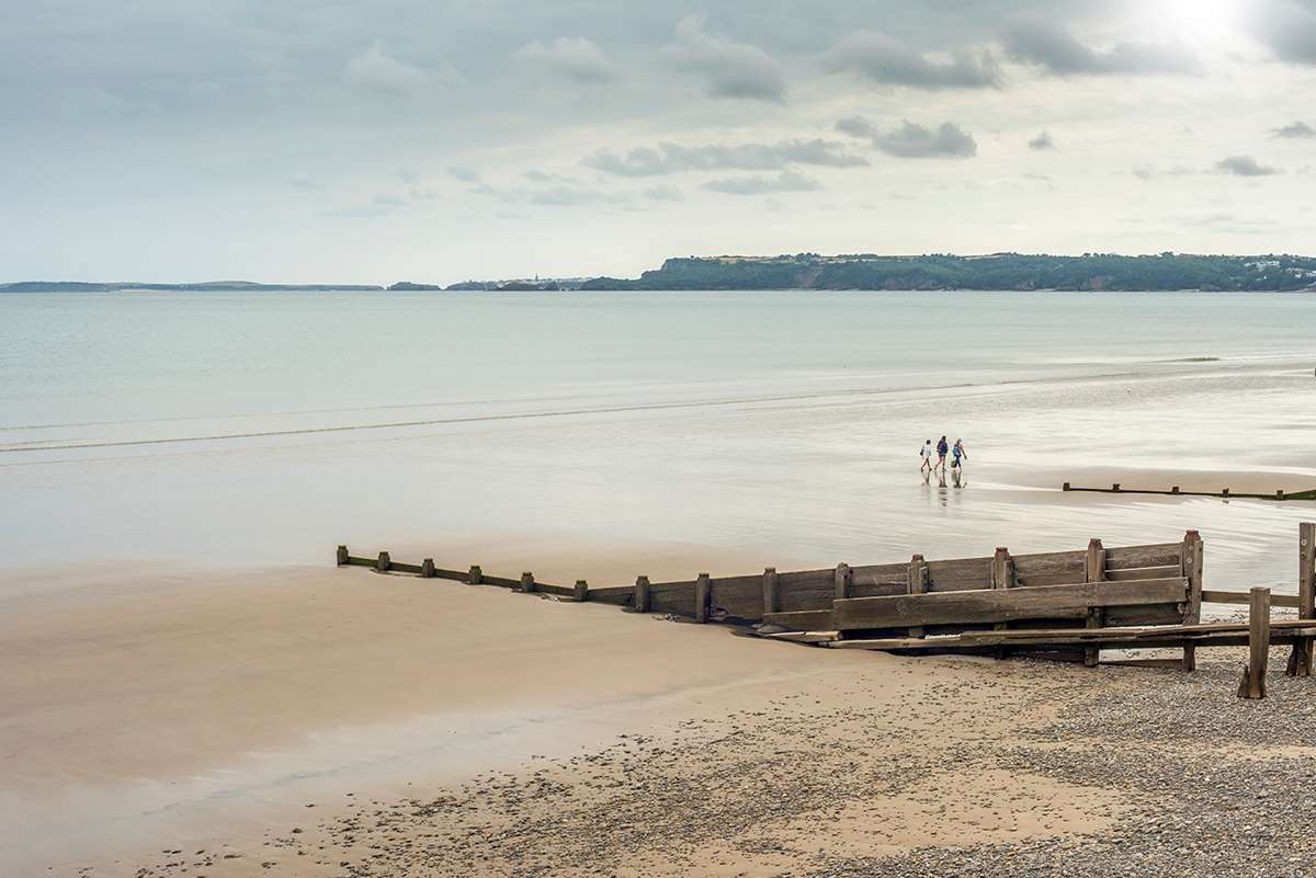 Amroth blue flag beach
