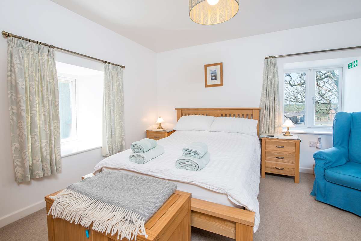 Wood Cottage in Llanunwas, Solva