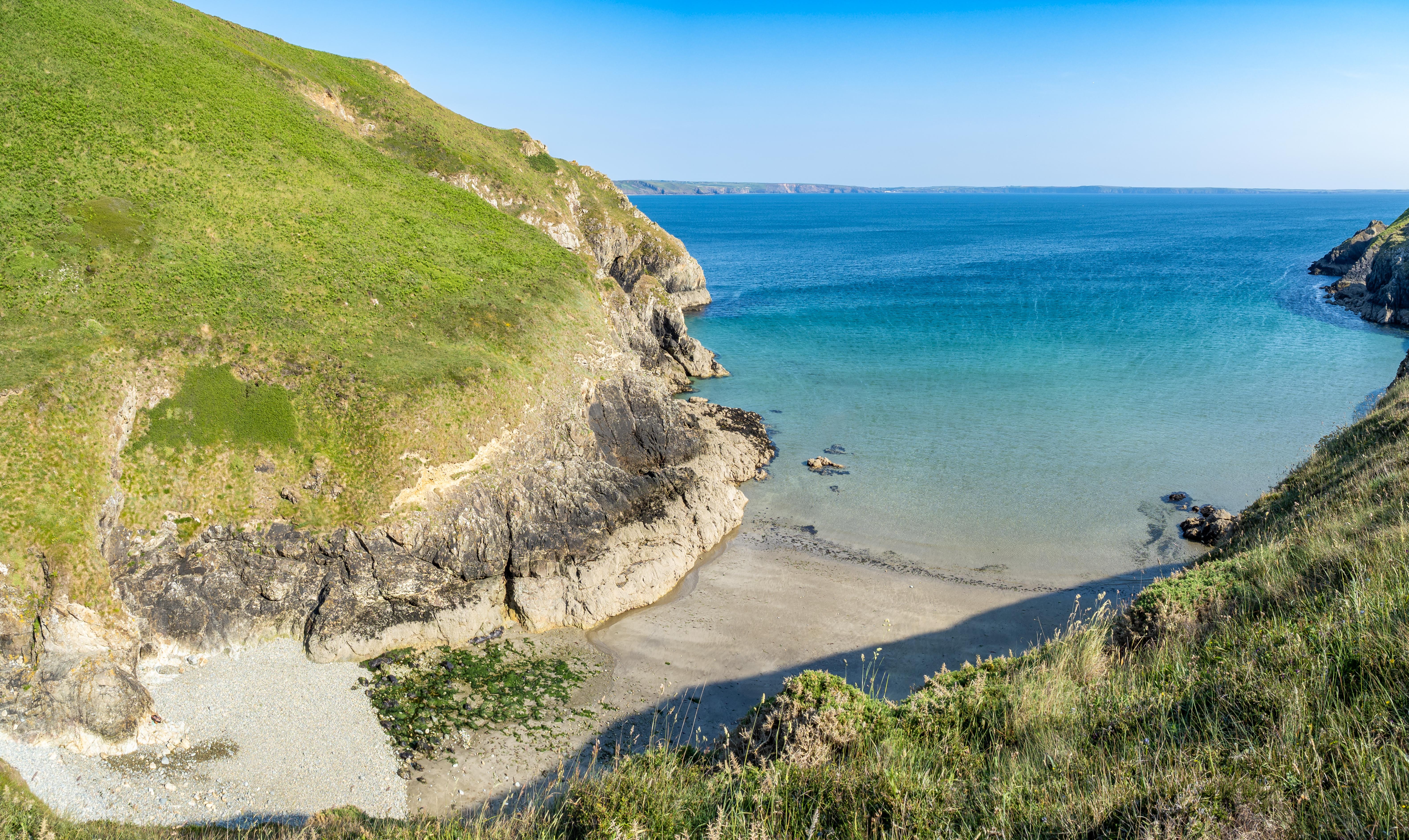 Porthmynawyd (Pointz Castle) Beach