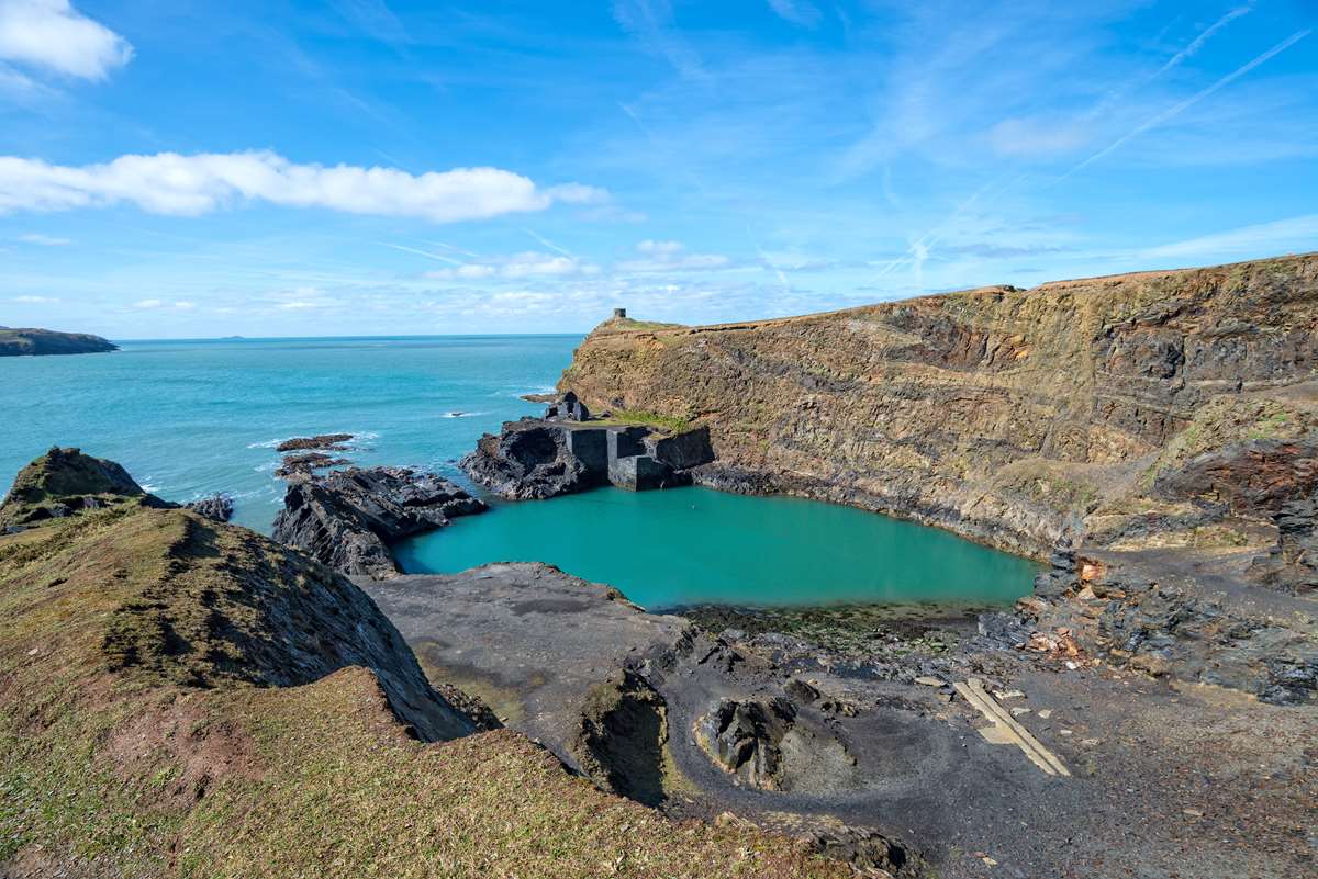 Blue Lagoon Abereiddy Pembrokeshire