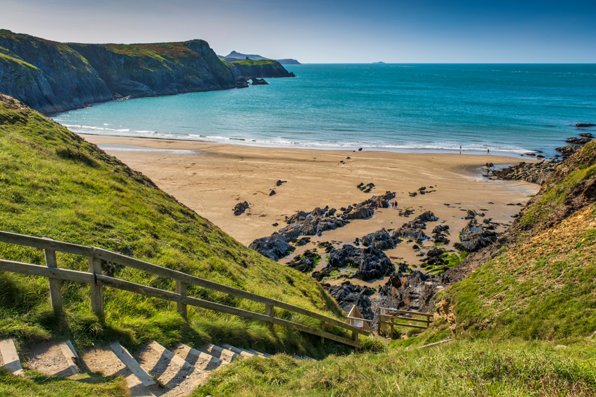 Traeth Llyfn Beach
